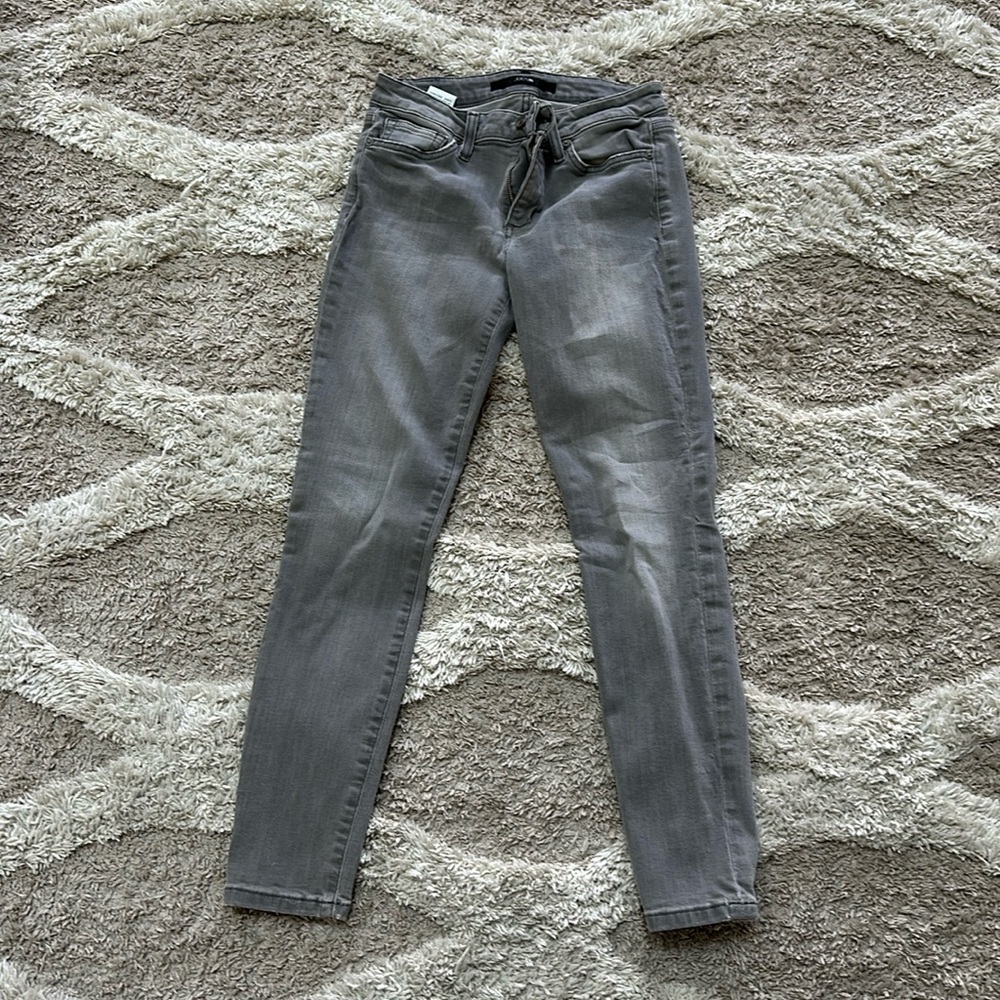 Joe’s skinny Ankle Jean